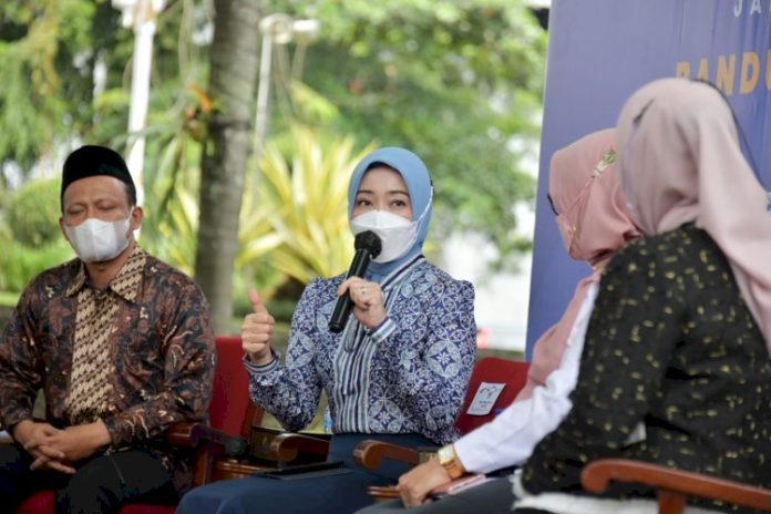 Bunda Forum Anak Daerah (FAD) Jabar Atalia Praratya Ridwan Kamil. (Humas Pemprov Jabar)