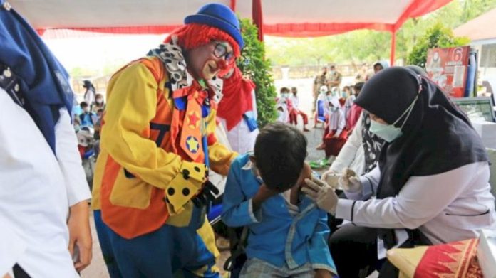 Dinas Kesehatan Kabupaten Indramayu mendata vaksinasi Covid-19 bagi anak usia 6-11 tahun hampir mencapai target 100 persen, yaitu 169 ribu atau 98,61 persen dari target. (foto ilustrasi: antara)