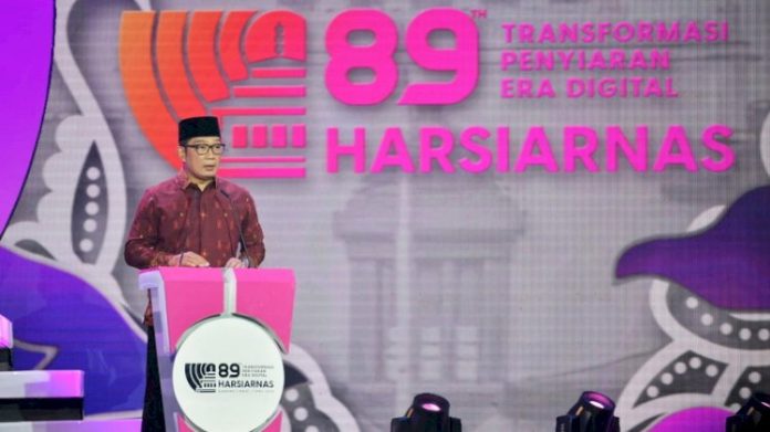 Gubernur Jawa Barat (Jabar) Ridwan Kamil mengatakan, transformasi TV analog ke digital tak bisa dihindari dan masyarakat perlu beradaptasi. (humas jabar)