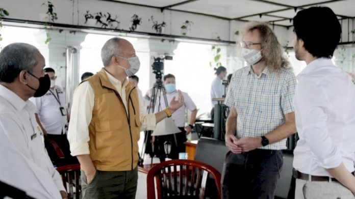 Jabar Komitmen Kembangkan Ekosistem Kendaraan Listrik secara Pentahelix