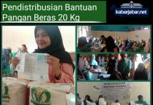 Pendataan dan Pendistribusian Bantuan Pangan Beras 20 Kg di Desa Padamukti Berjalan Sesuai Data Riil